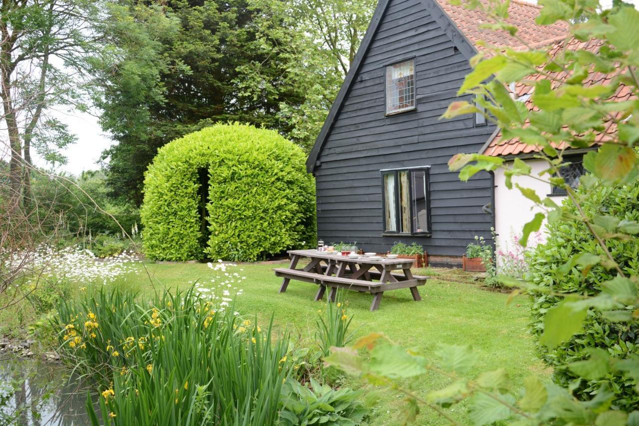 Wassicks Cottage, Haughley Eksteriør bilde